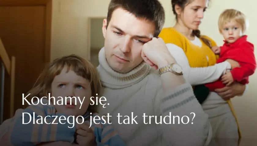 Smutny ojciec, matka z dzieckiem i dziewczynka. Trudności w patchworkowych rodzinach, mimo miłości.